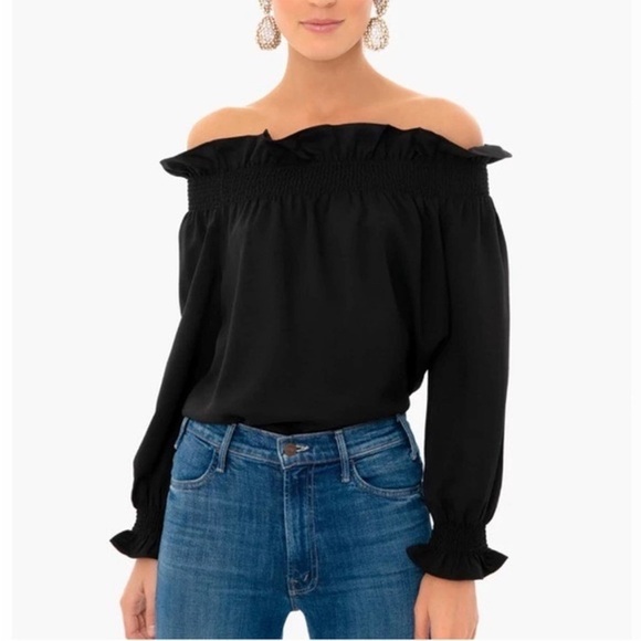 Tuckernuck Off the Shoulder Marguerite Blouse Long Sleeves Smocked Black Small - Picture 2 of 11